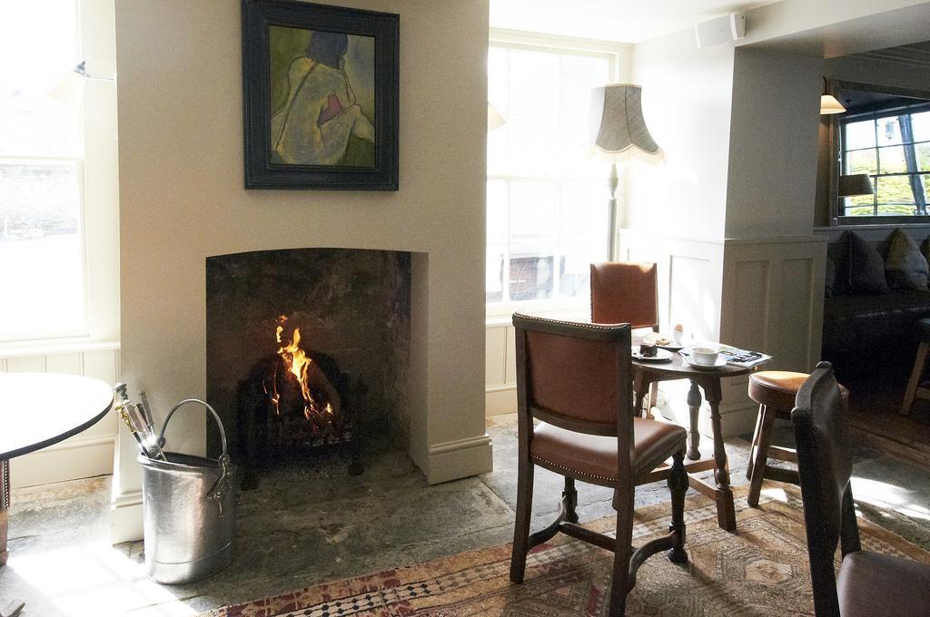 The Swan Hotel Wedmore Bagian luar foto