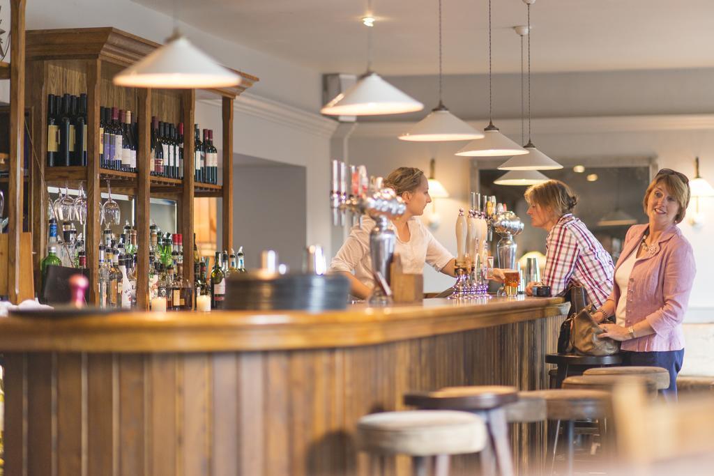 The Swan Hotel Wedmore Bagian luar foto