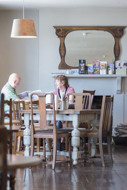The Swan Hotel Wedmore Bagian luar foto