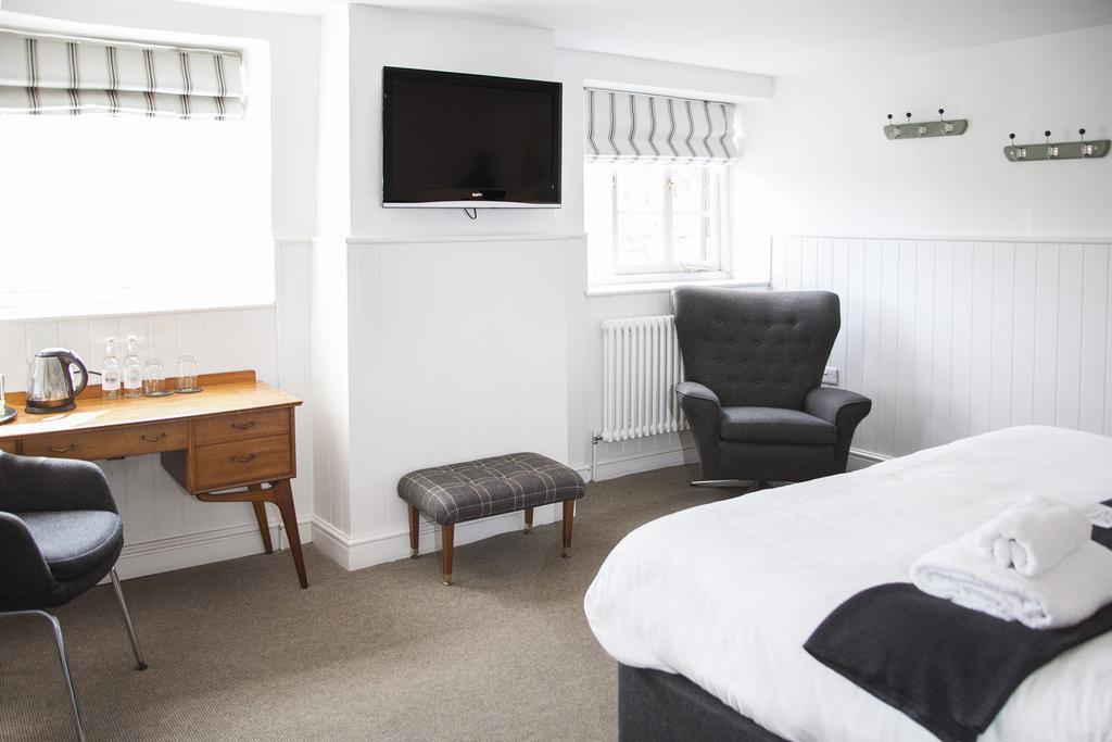 The Swan Hotel Wedmore Bagian luar foto