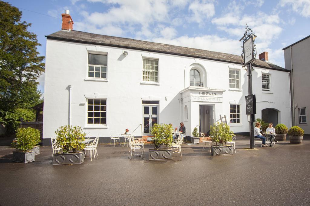 The Swan Hotel Wedmore Bagian luar foto