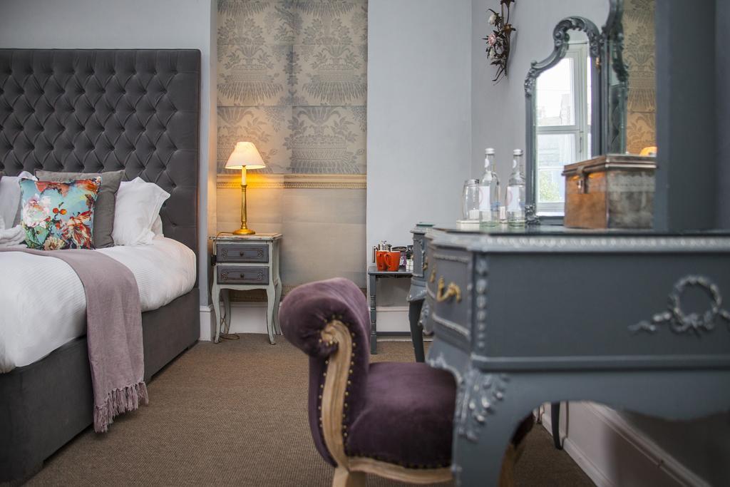 The Swan Hotel Wedmore Bagian luar foto