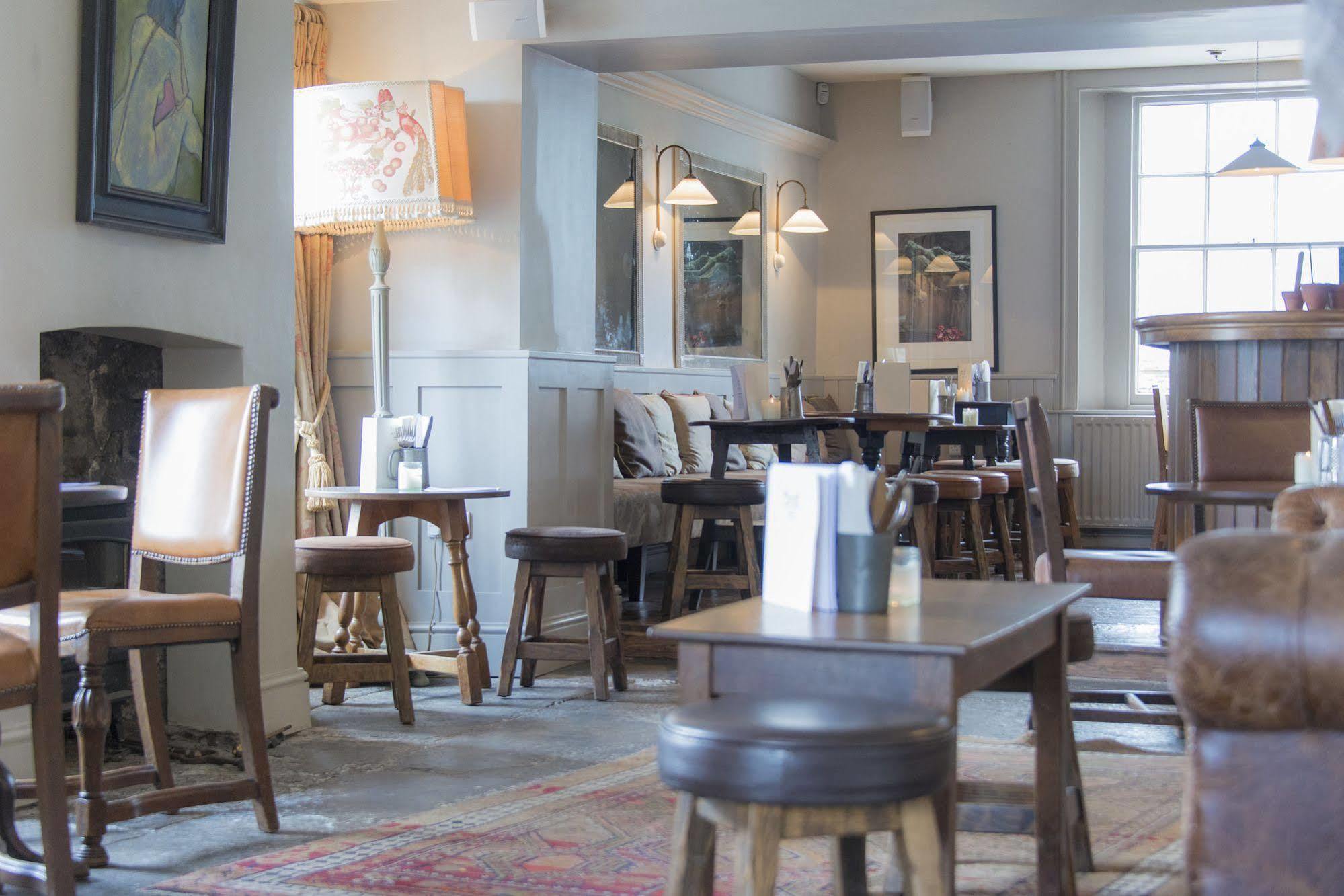 The Swan Hotel Wedmore Bagian luar foto